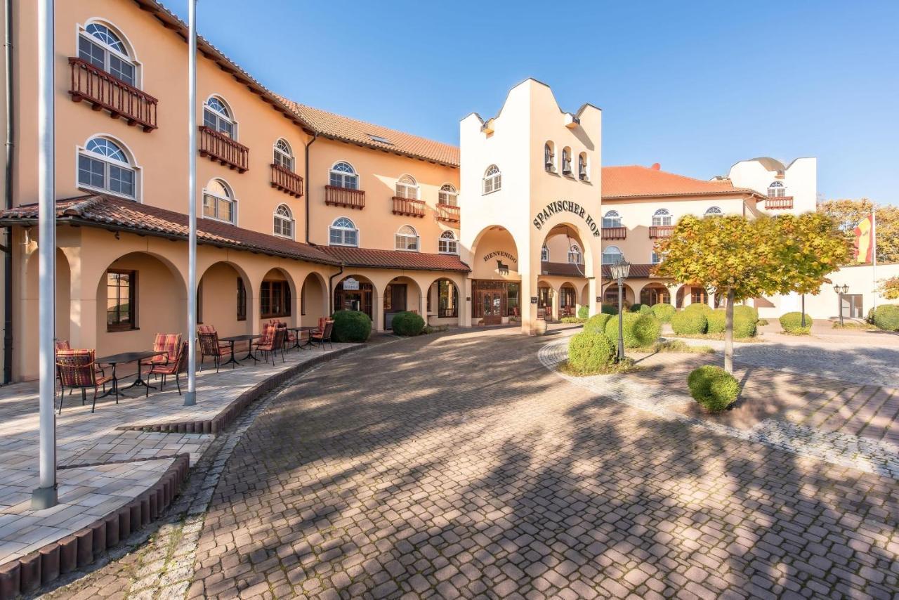 Hotel Spanischer Hof Groeditz ภายนอก รูปภาพ