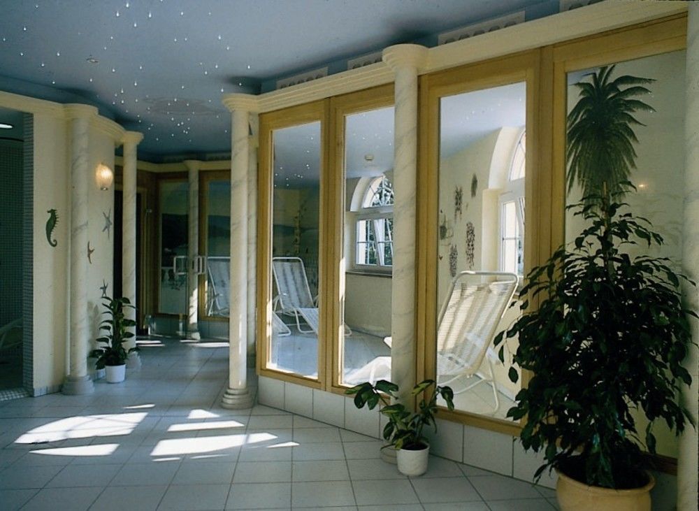 Hotel Spanischer Hof Groeditz ภายนอก รูปภาพ