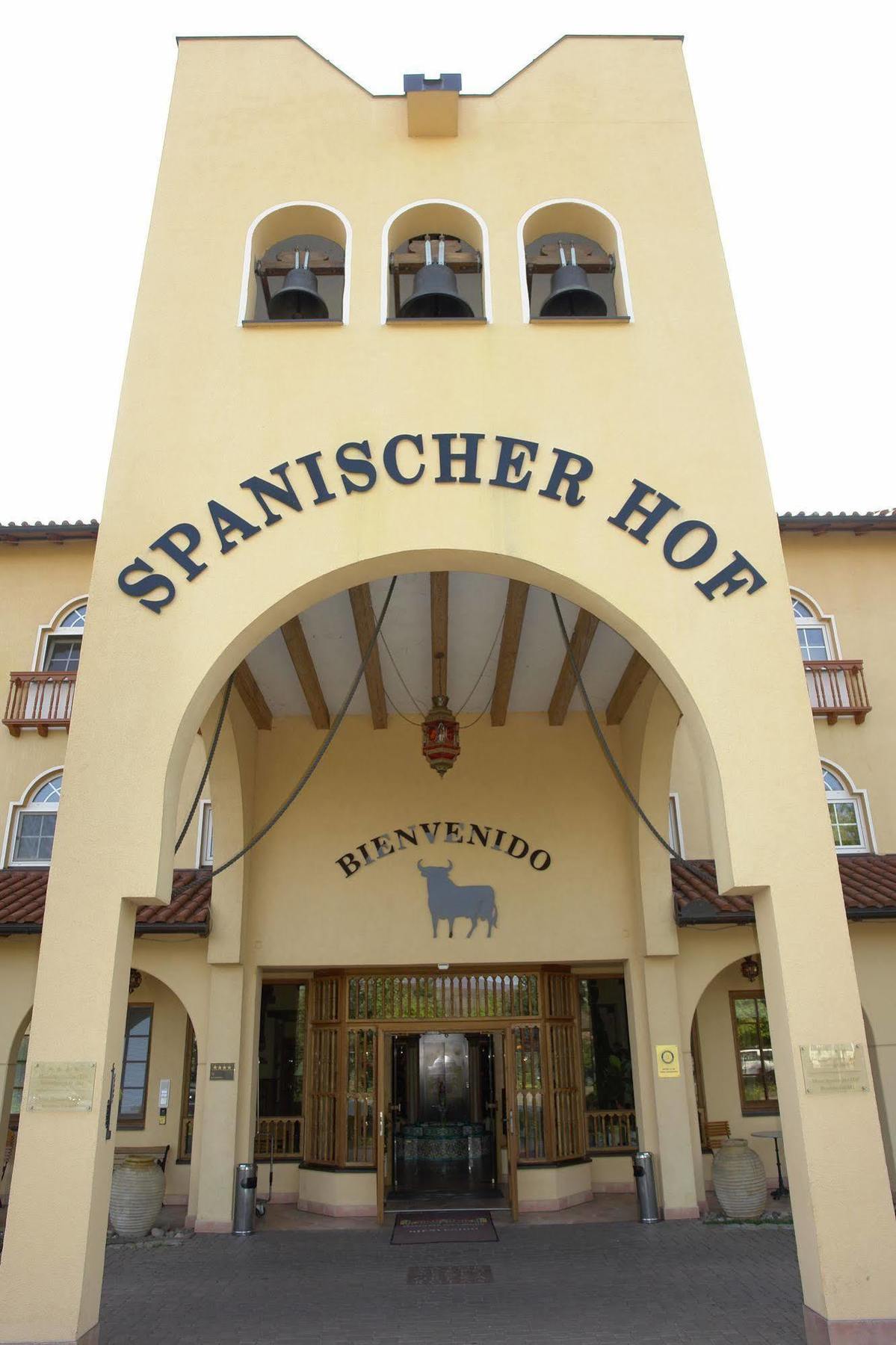 Hotel Spanischer Hof Groeditz ภายนอก รูปภาพ